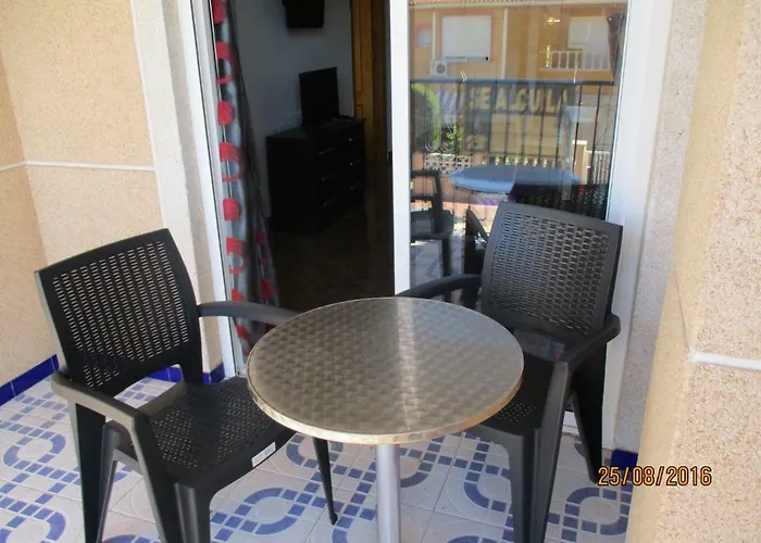 A 100m De La Playa Apartament Torrevieja